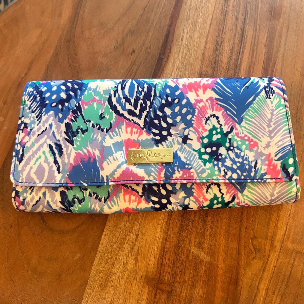 Lilly Pulitzer Tropical Travel Wallet